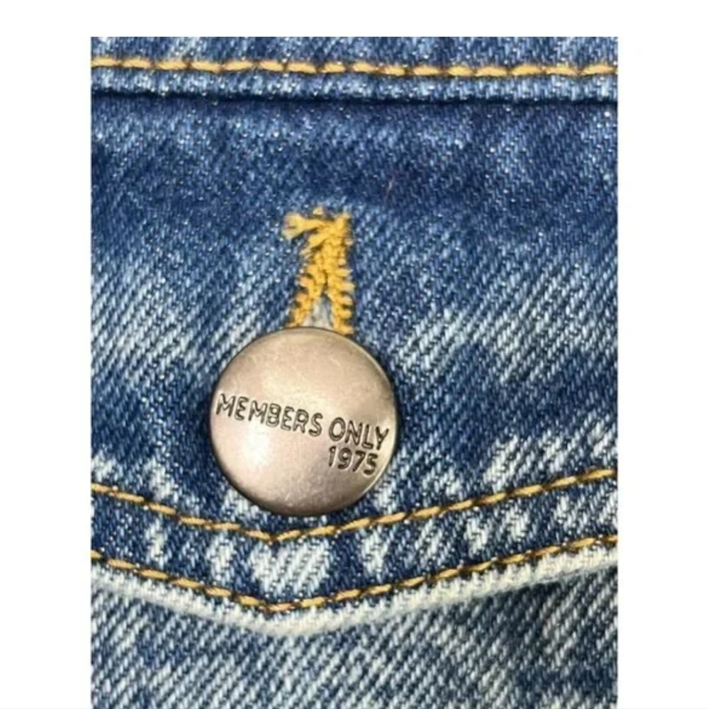 Member's Only X Spongebob Nickelodeon Denim Jacket - Picture 11 of 11